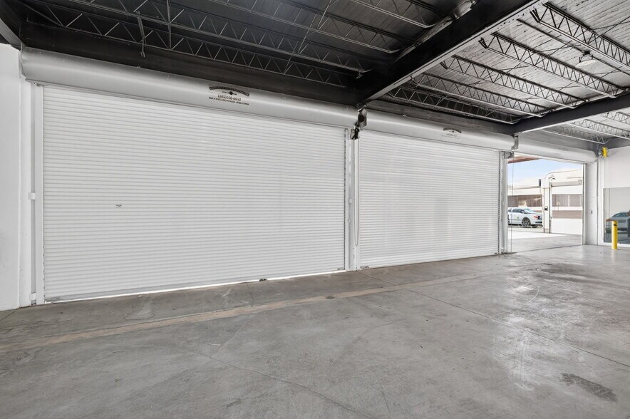 More Photos Of 4029 NW 25th St, Miami Warehouse For Lease