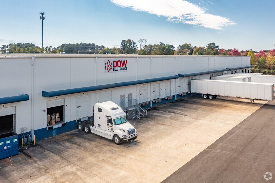 More Photos Of 1685 Boggs Rd, Duluth Warehouse For Lease