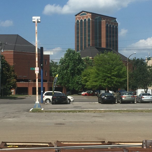 More Photos Of 319 Hickerson Dr, Murfreesboro Light Distribution For Lease