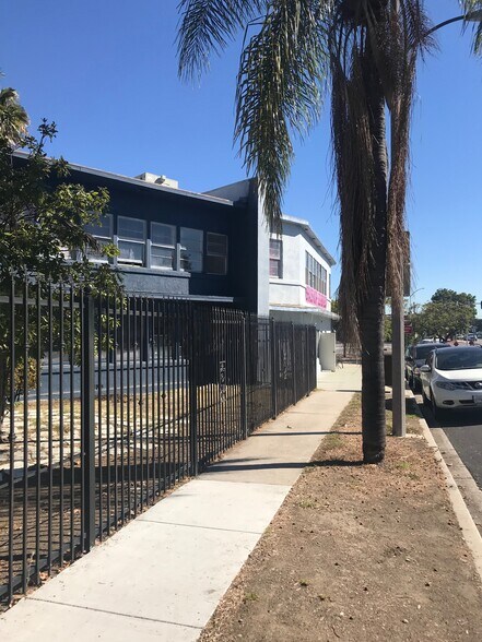 More Photos Of 8443 Crenshaw Blvd, Inglewood Office For Lease