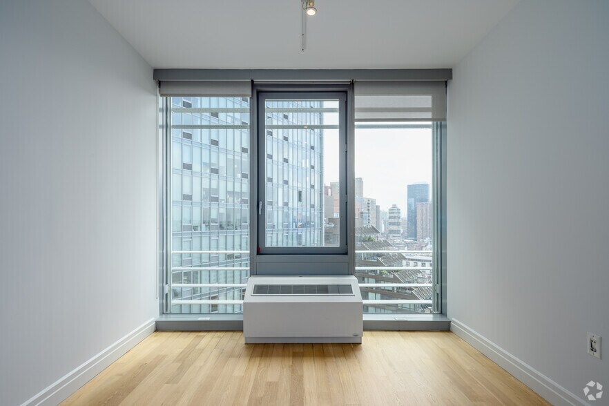 More Photos Of 550 W 54th St, New York Apartments For Lease