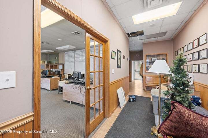 More Photos Of 768 PA-307, Moscow Office For Sale