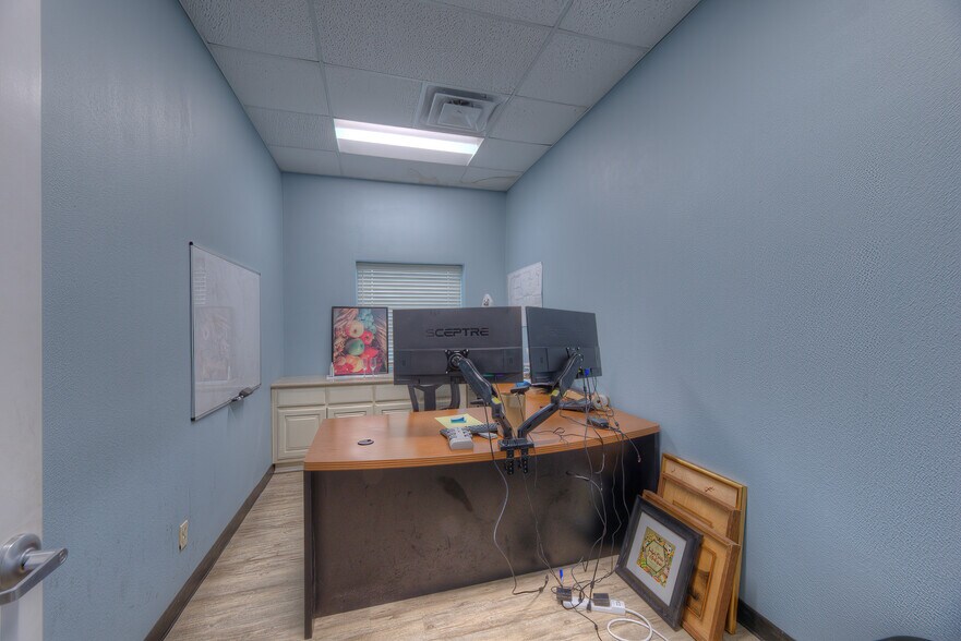 More Photos Of 1691 N 161st East Ave, Tulsa Distribution For Lease