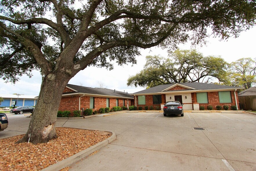 More Photos Of , Richmond Office For Sale