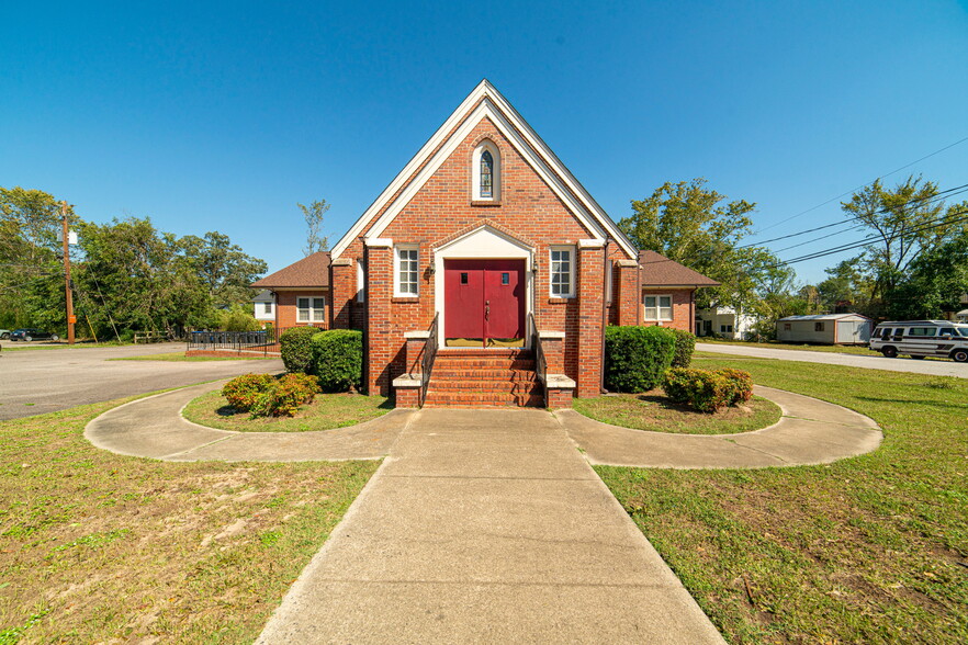 Primary Photo Of 1815 Central Ave, Augusta Religious Facility For Sale