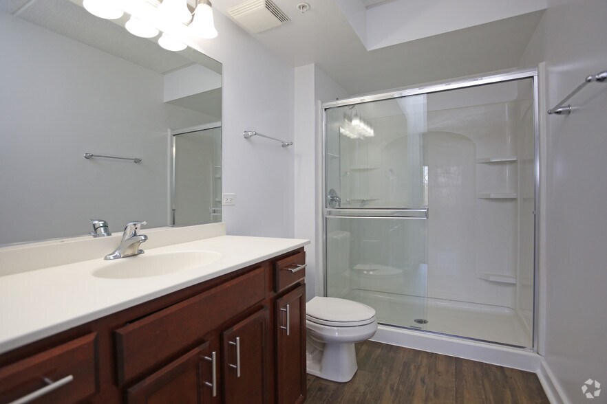More Photos Of 1255 Town Center Rd, Vernon Hills Apartments For Lease