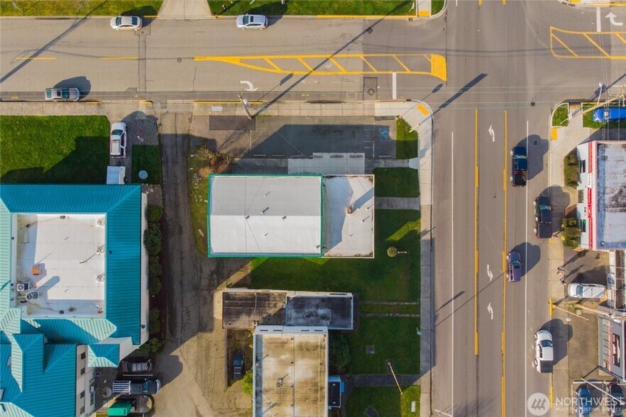 More Photos Of 1019 12th St, Anacortes Flex For Lease