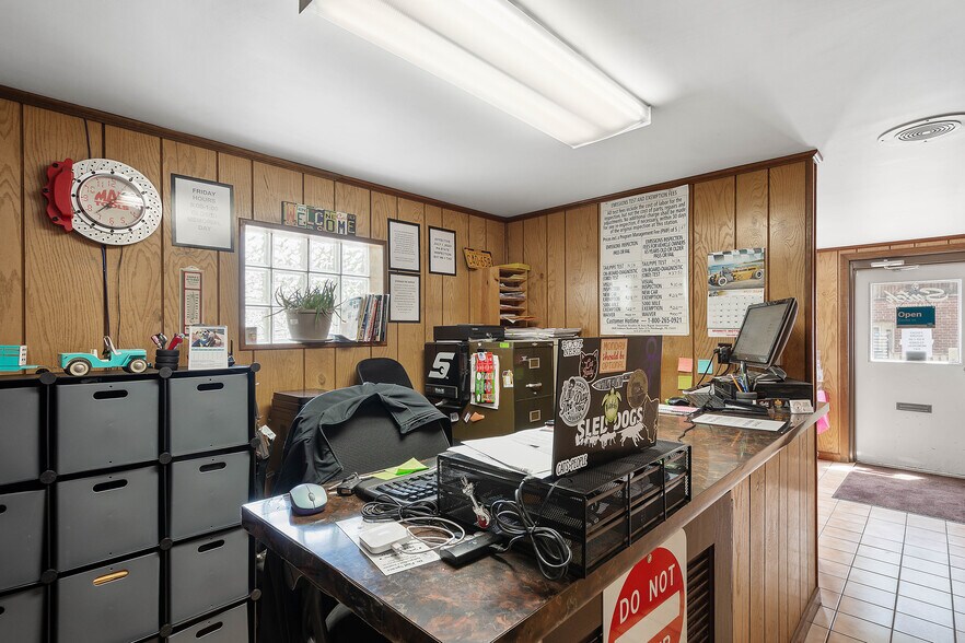 More Photos Of 306 Maple Creek Rd, Charleroi Auto Repair For Sale