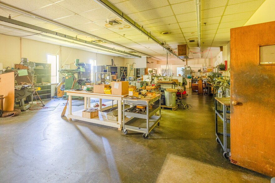 More Photos Of 7 Stuart Rd, Chelmsford Light Manufacturing For Lease