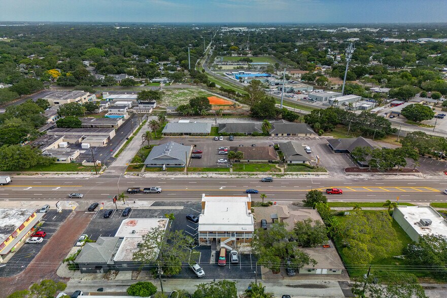 More Photos Of 7024 Central Ave, Saint Petersburg Medical For Lease