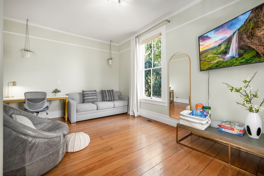 More Photos Of 1805 Foothill Blvd, Calistoga Hospitality For Sale