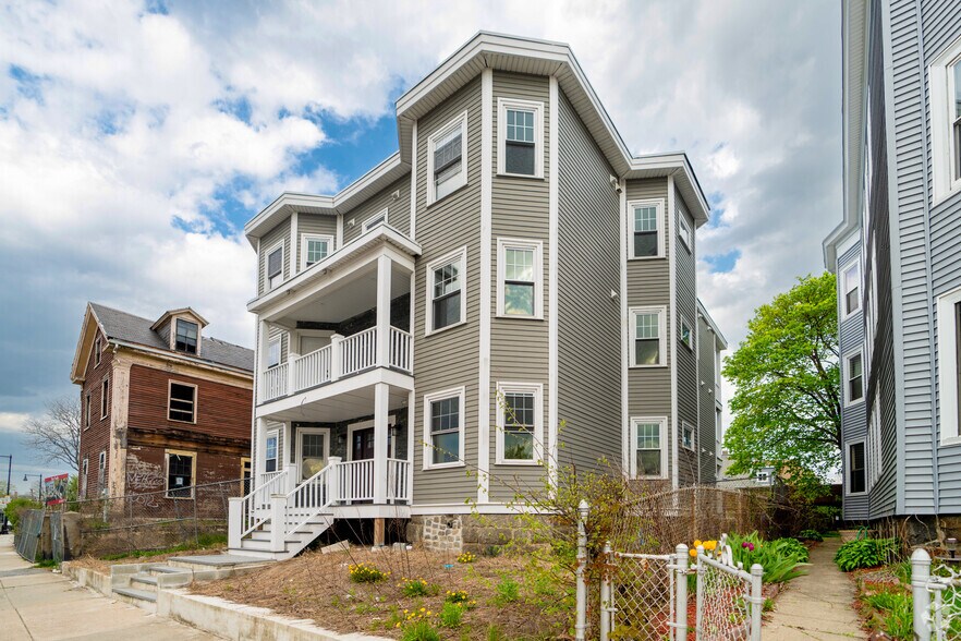 More Photos Of 679-683 Columbia Rd, Dorchester Apartments For Sale