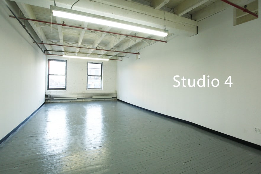 More Photos Of 40-08 22nd St, Long Island City Warehouse For Lease