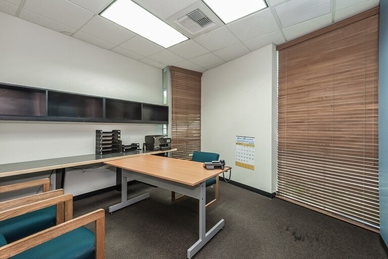 More Photos Of 13170 Spring St, Baldwin Park Warehouse For Lease