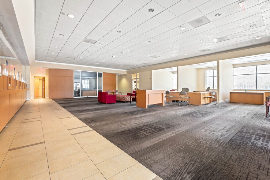 More Photos Of 326 Ga-314 Hwy, Fayetteville Bank For Sale