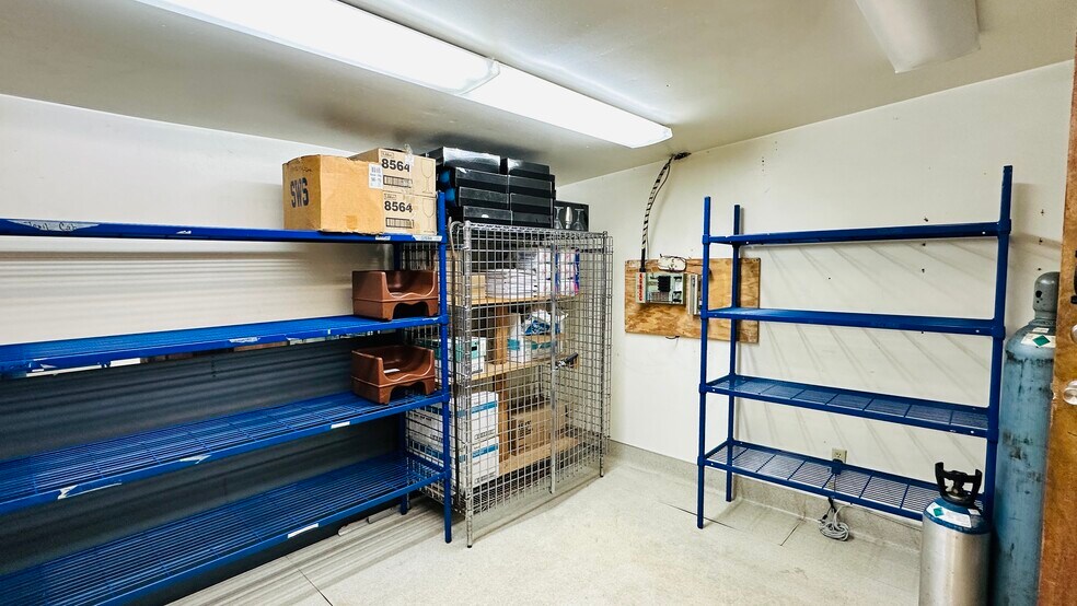 More Photos Of 54905 N Circle Dr, Idyllwild-Pine Cove Restaurant For Lease