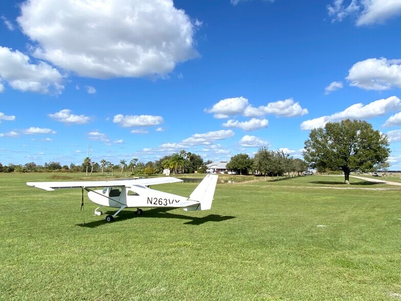 More Photos Of 12245 NE 56th Ave, Okeechobee Airplane Hangar For Sale