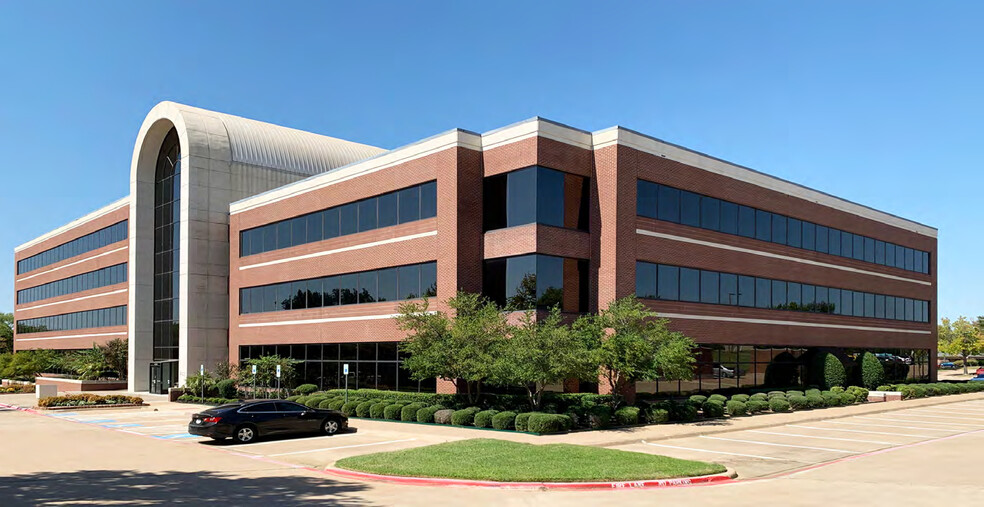 Primary Photo Of 4025 Woodland Park Blvd, Arlington Office For Lease