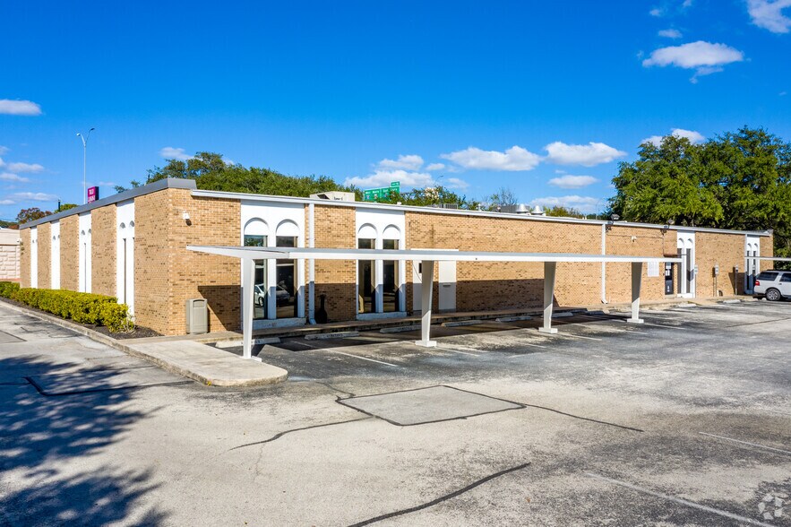 More Photos Of 4346 NW Loop 410, San Antonio Office For Sale