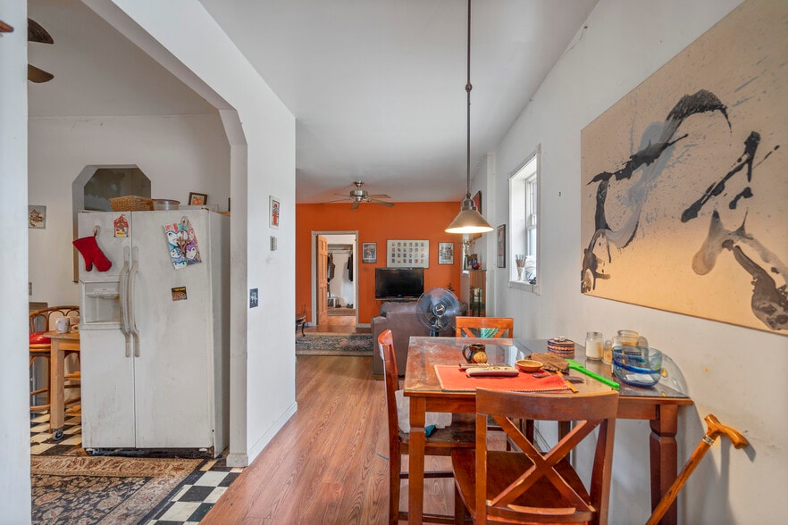 More Photos Of 32540 Utica Rd, Fraser Freestanding For Sale