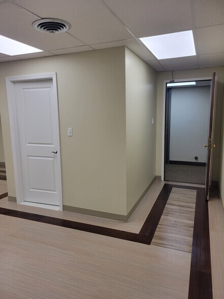 More Photos Of 160 Commack Rd, Commack Medical For Lease