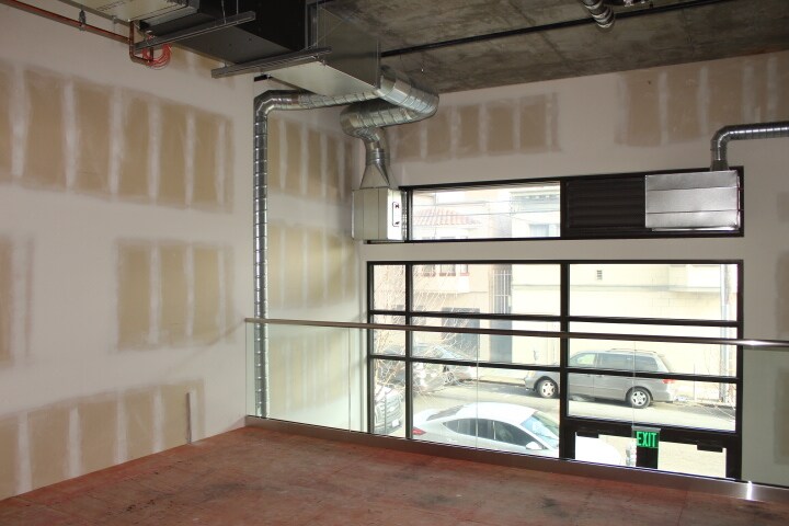 More Photos Of 33 Seneca Ave, San Francisco Apartments For Lease