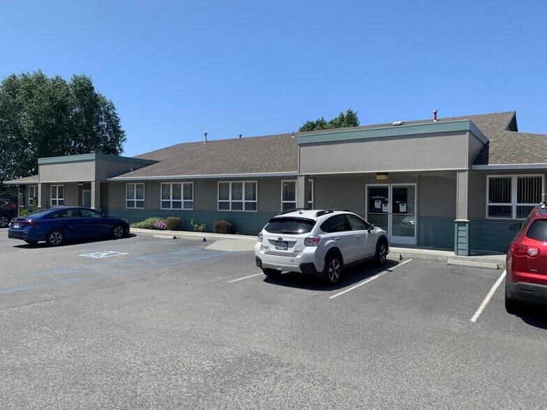 Primary Photo Of 1650 Central Ave, Mckinleyville Office For Lease