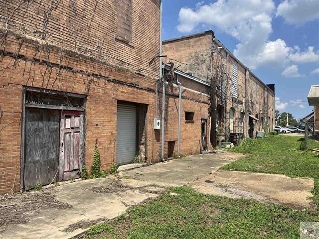 More Photos Of 406 N State Line Ave, Texarkana Storefront Retail Residential For Lease