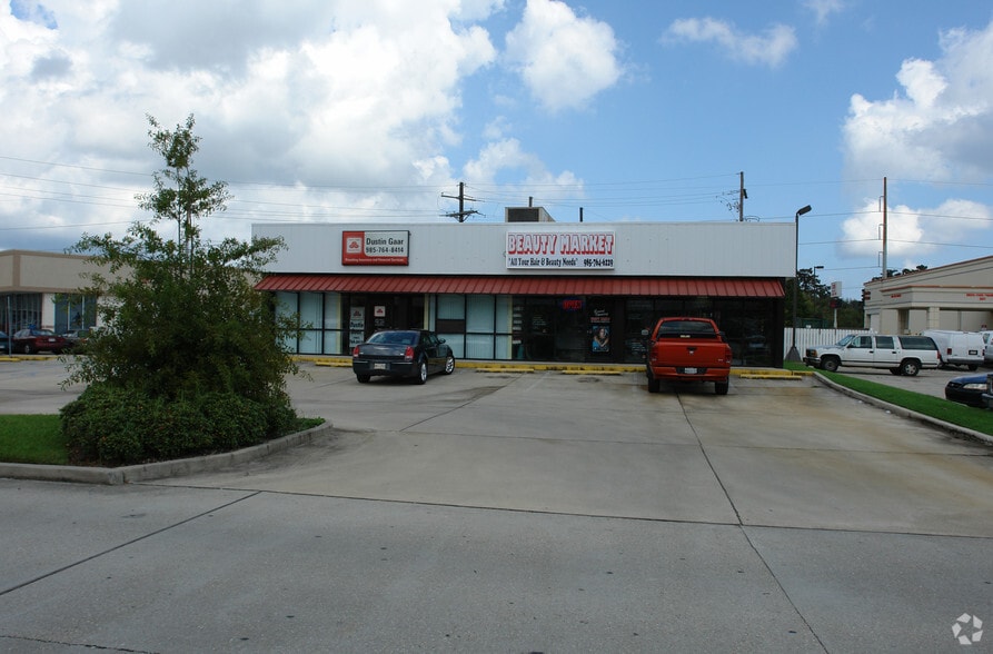 More Photos Of 110 Ormond Center Ct, Destrehan Freestanding For Lease