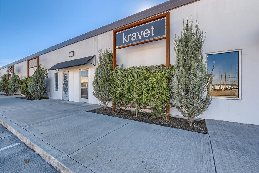 Primary Photo Of 2529 Weisenberger St, Fort Worth General Retail For Sale