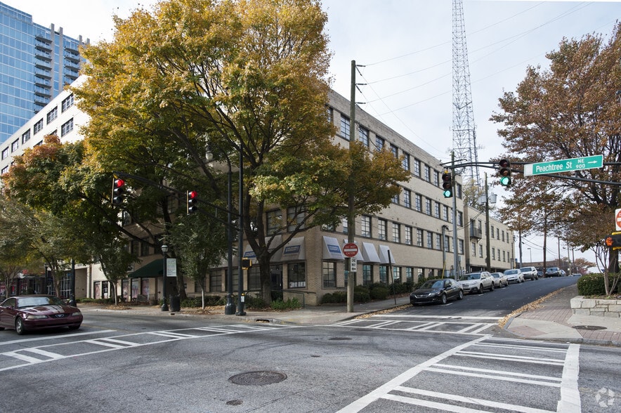 Primary Photo Of 900 Peachtree St NE, Atlanta Apartments For Lease