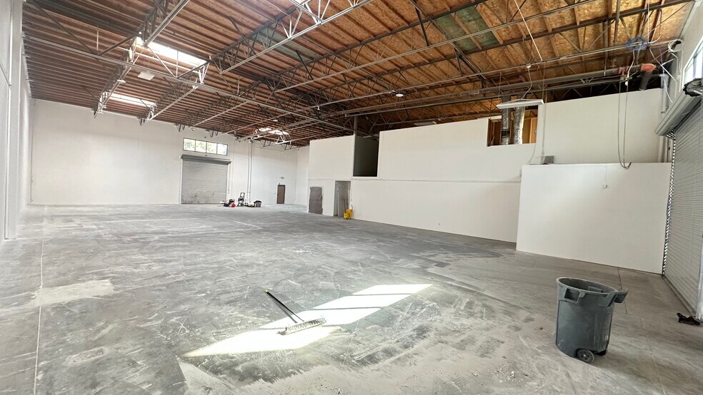More Photos Of 41145 Raintree Ct, Murrieta Warehouse For Lease
