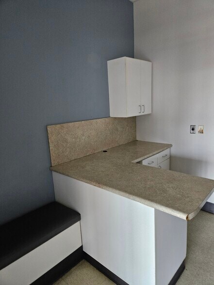 More Photos Of 6017-6025 E McKellips Rd, Mesa Unknown For Lease