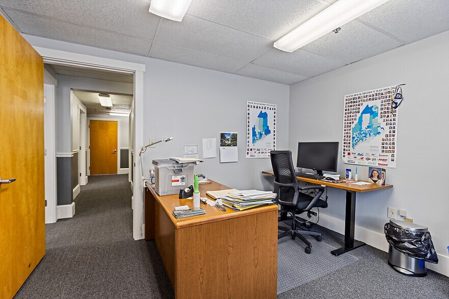 More Photos Of 323 State St, Augusta Office Residential For Sale