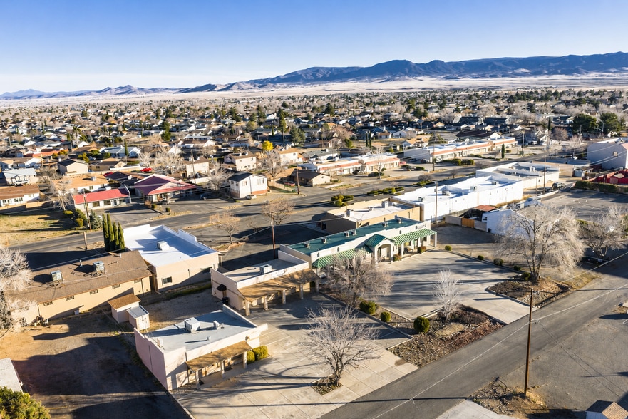 Primary Photo Of 8056 E Valley Rd, Prescott Valley Medical For Lease