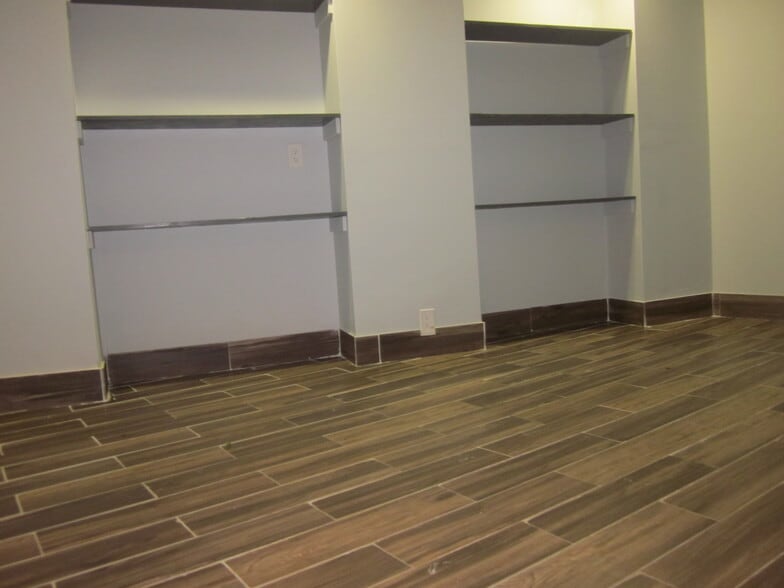 More Photos Of 102 S 6th St, Brooklyn Office For Lease