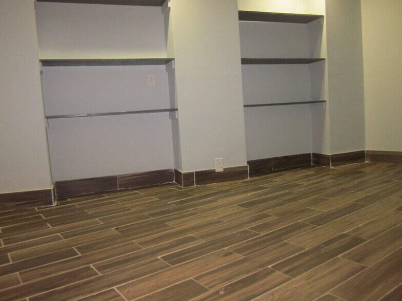 More Photos Of 102 S 6th St, Brooklyn Office For Lease