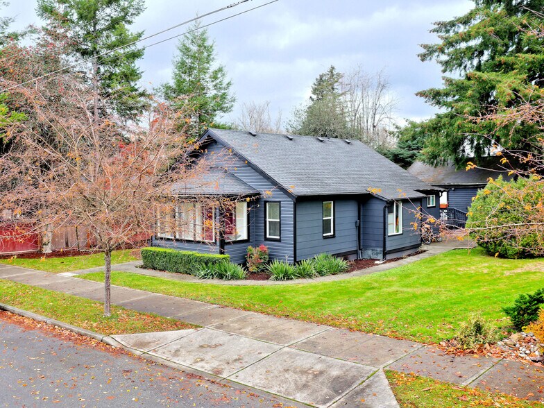 More Photos Of 8568 Falls Ave SE, Snoqualmie Apartments For Sale