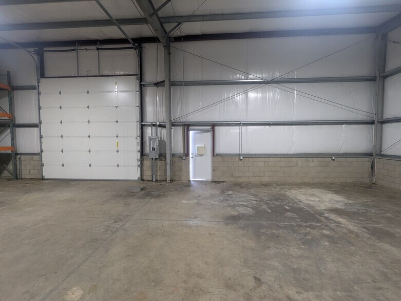 More Photos Of 1505 Green Siding Rd, Roseburg Warehouse For Lease