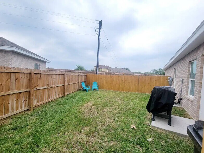 More Photos Of 5600 Sandpiper ave, McAllen Apartments For Sale
