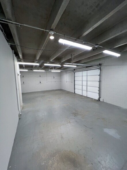 More Photos Of 474 Woodycrest Ave, Nashville Office For Lease