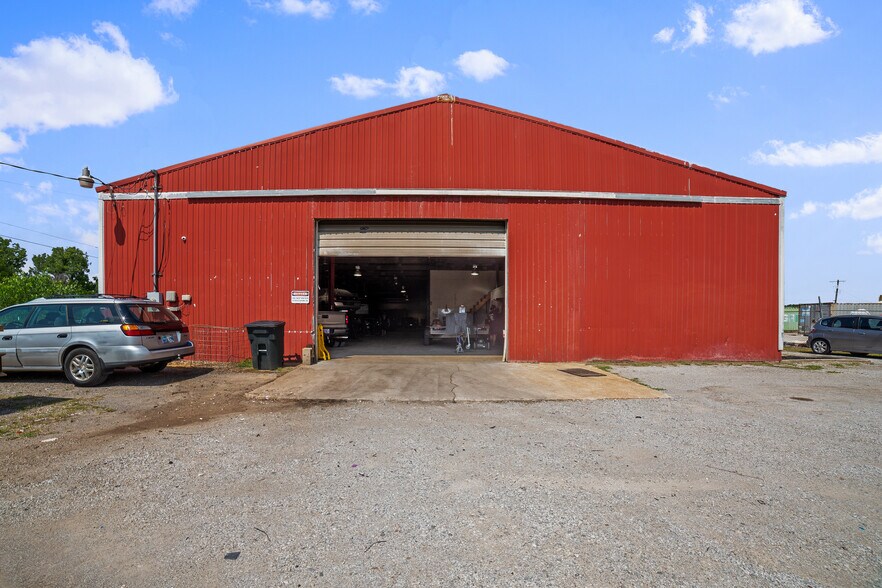 More Photos Of 15304 76th E Ave, Bixby Warehouse For Sale