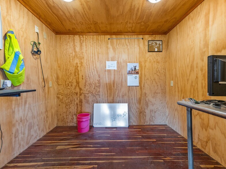 More Photos Of 212 S Green St, Morganton Bar For Sale