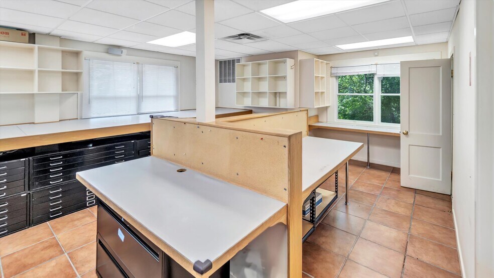 More Photos Of 921 County Road 39, Southampton Office For Sale