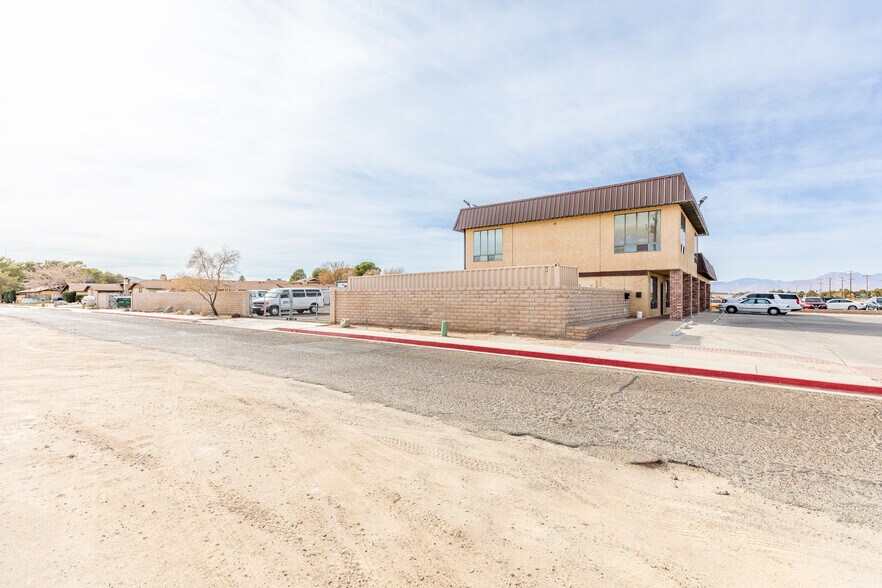 More Photos Of 1249 E Ridgecrest Blvd, Ridgecrest Office For Sale