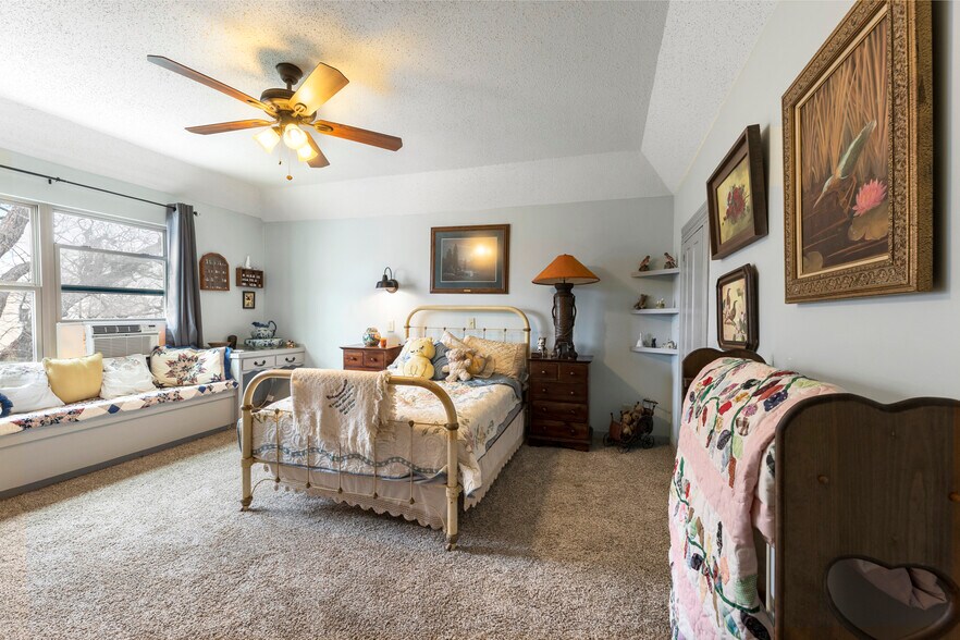 More Photos Of 3303 Ranch Road 1869, Liberty Hill Specialty For Sale