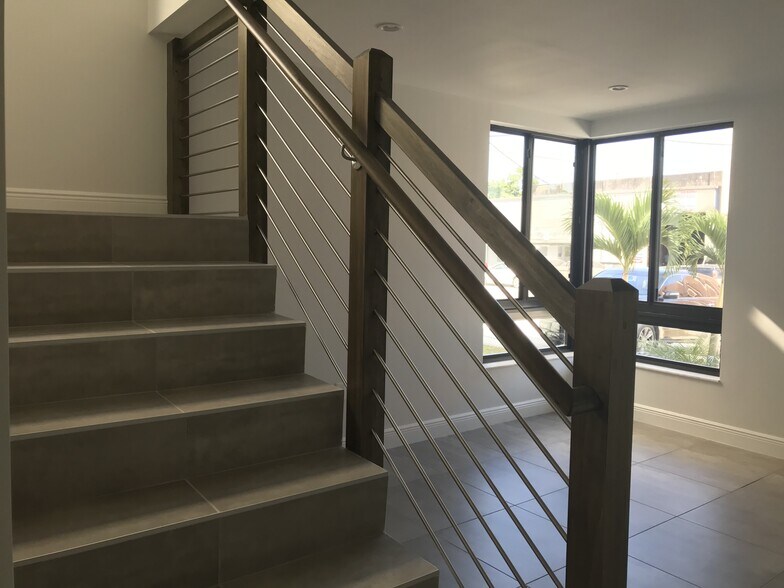 More Photos Of 4364 E 10th Ave, Hialeah Apartments For Sale