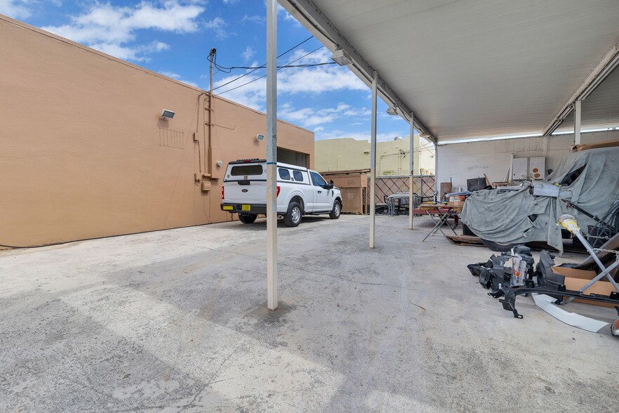 More Photos Of 1420 Forsythe Rd, West Palm Beach Auto Repair For Sale