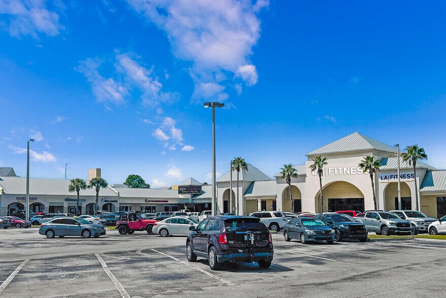 More Photos Of 7022-7088 22nd Ave N, Saint Petersburg Unknown For Lease