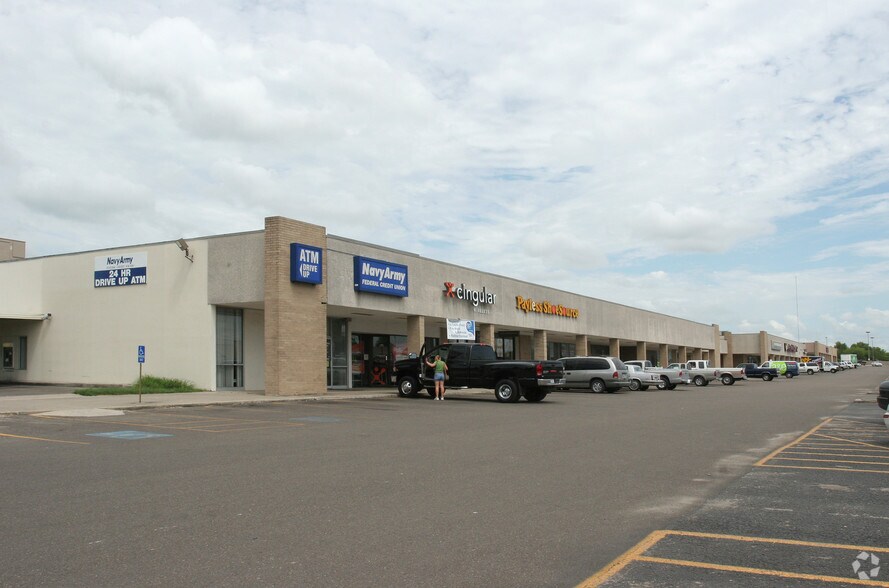 More Photos Of 2003 N Saint Marys St, Beeville Unknown For Lease